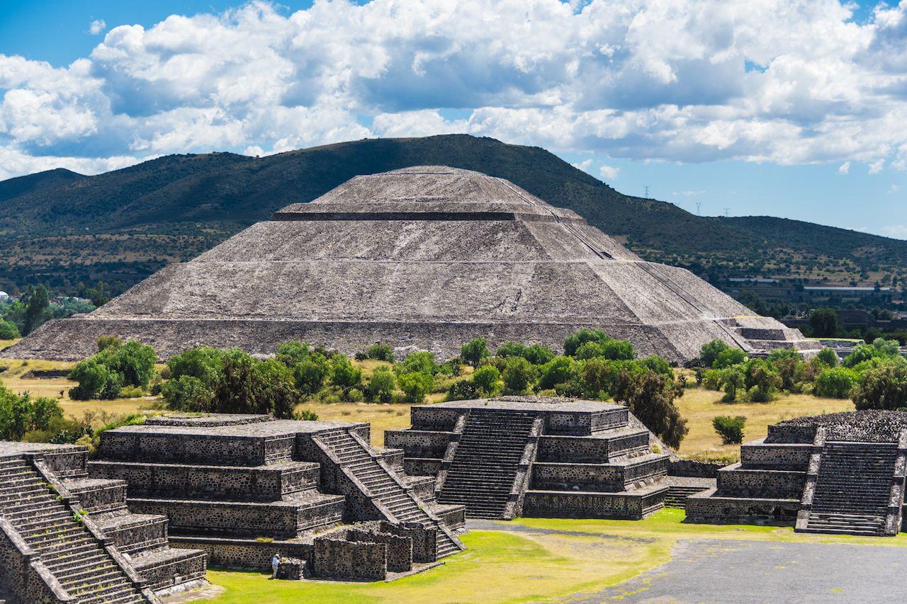 Piramide del Sole fuori Città del Messico