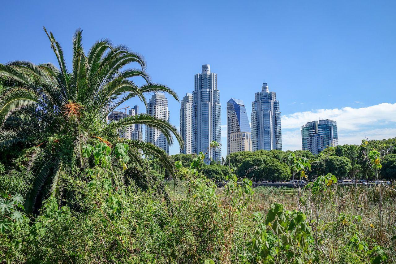 Blick auf Buenos Aires, Argentinien vom Costanera Sur Ökologischen Reserve