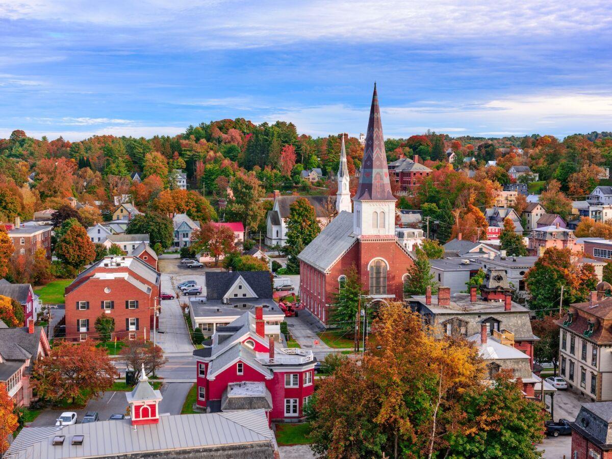 Skyliner di Montpelier Vermont con fogliame autunnale