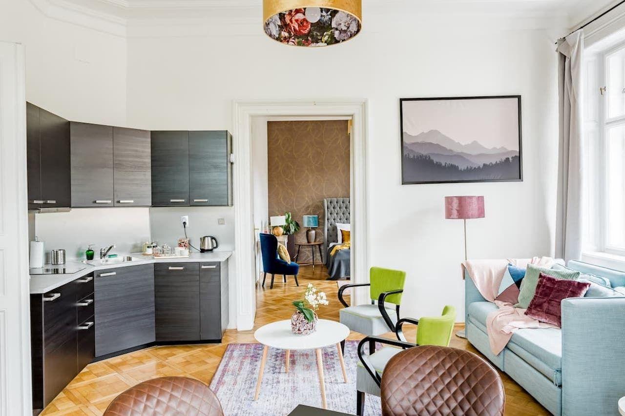 Airbnb