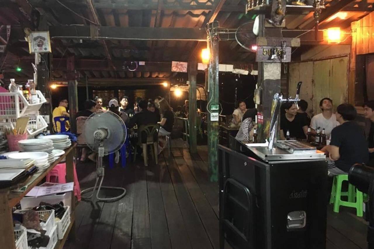 jacks-bar-bangkok-1281144225327386