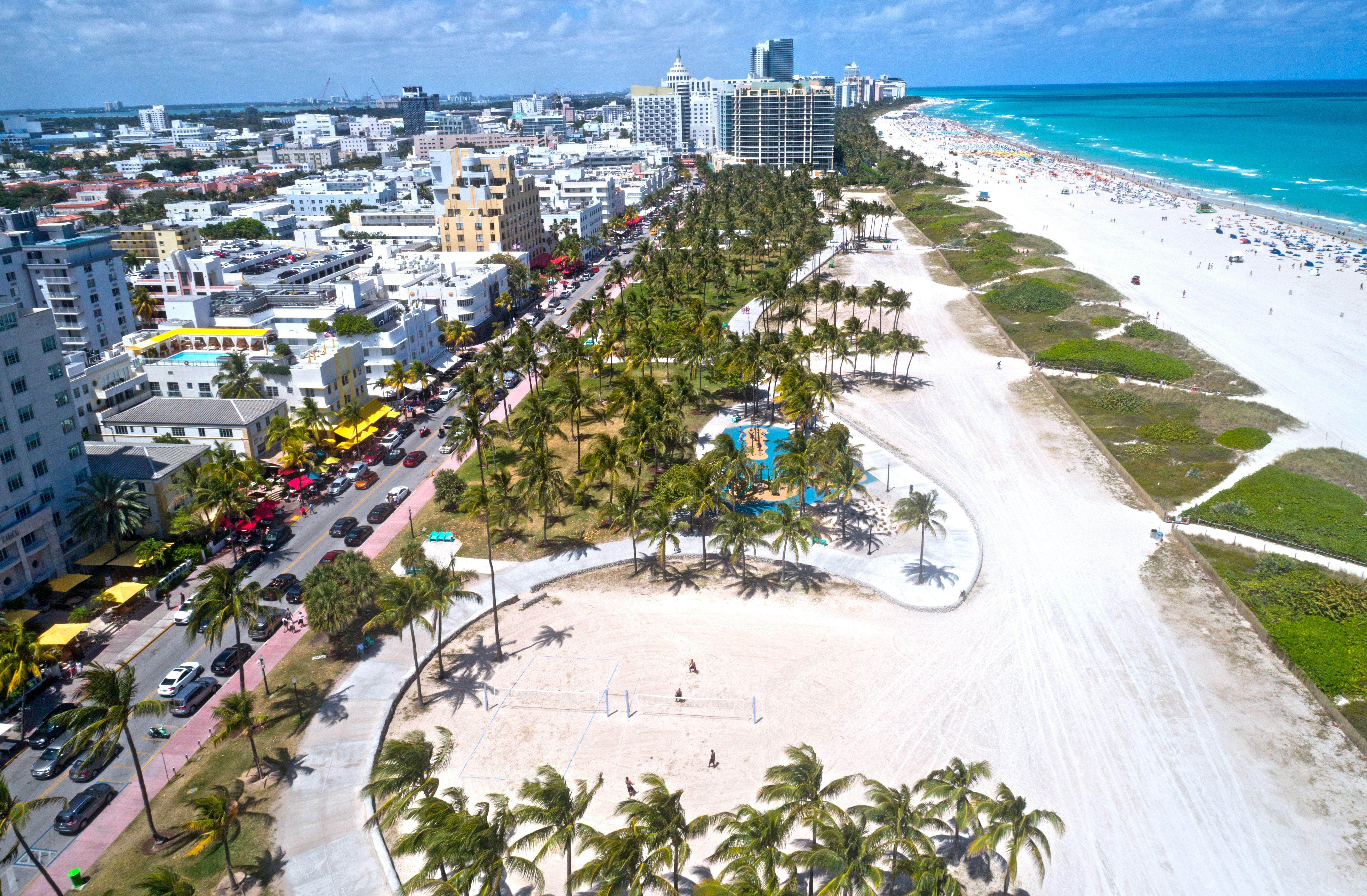 Luftaufnahme von Lummus Park und Ocean Drive in Miami, Florida