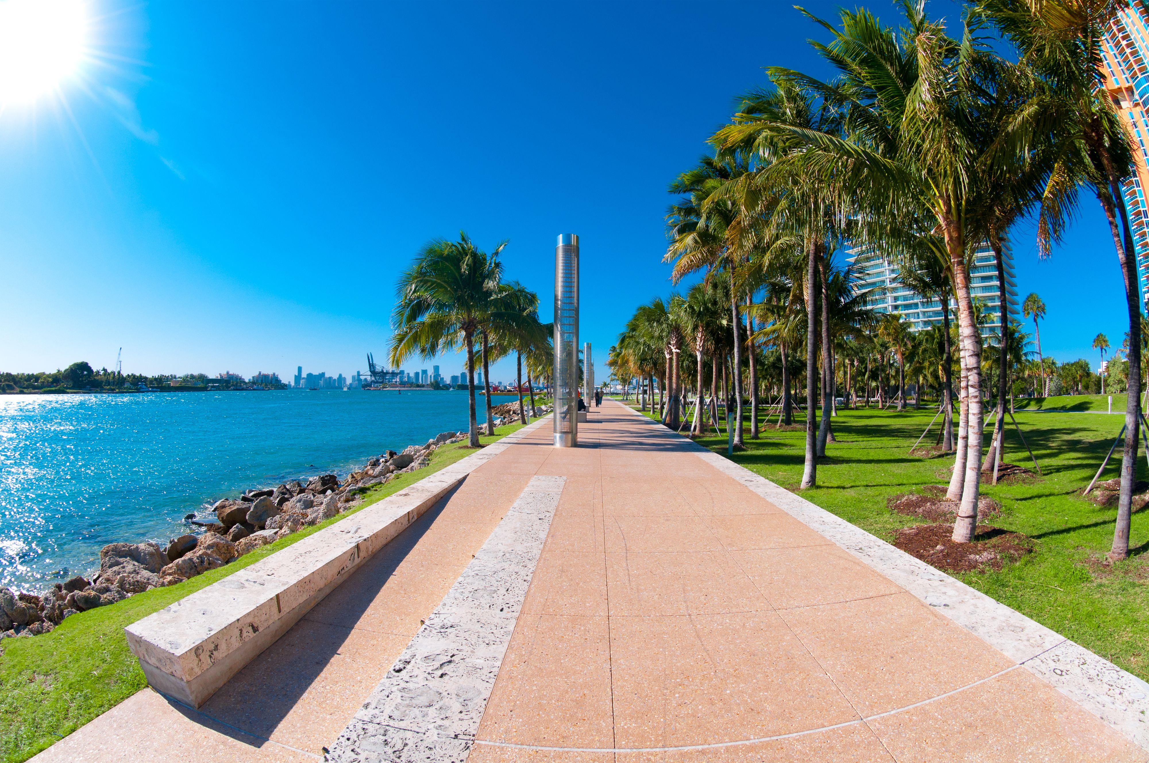 Gehweg in South Pointe in Miami Beach, Florida