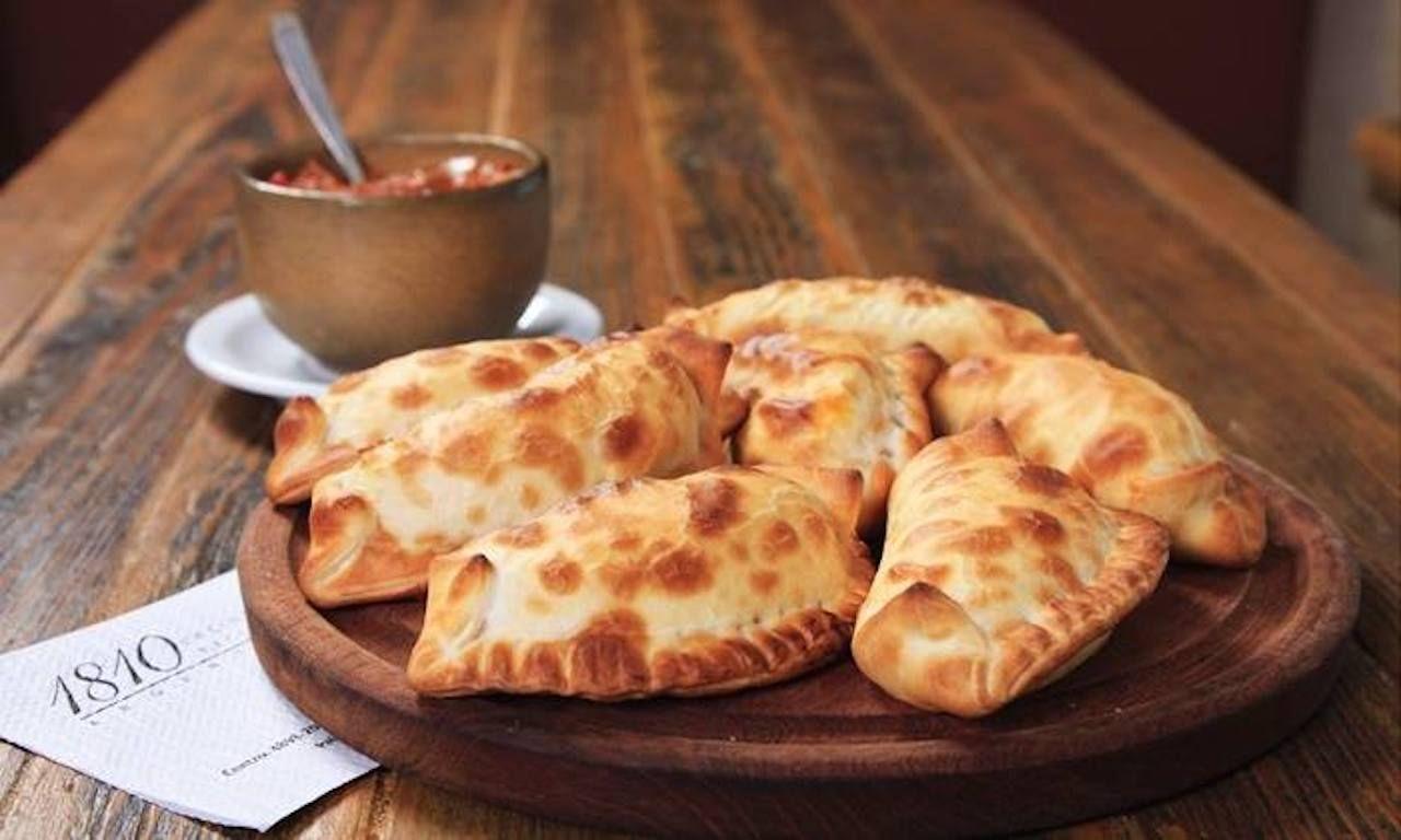 Empanadas da 1810 Cocina Regional a Buenos Aires, Argentina