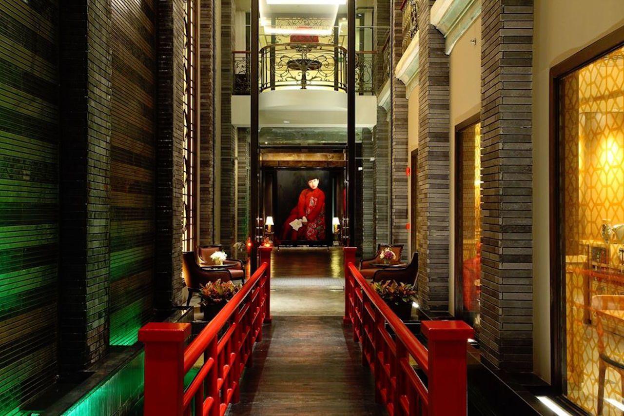 Accommodation-in-Bangkok-Luxury-Hotel-Shanghai-Mansion-Hotel