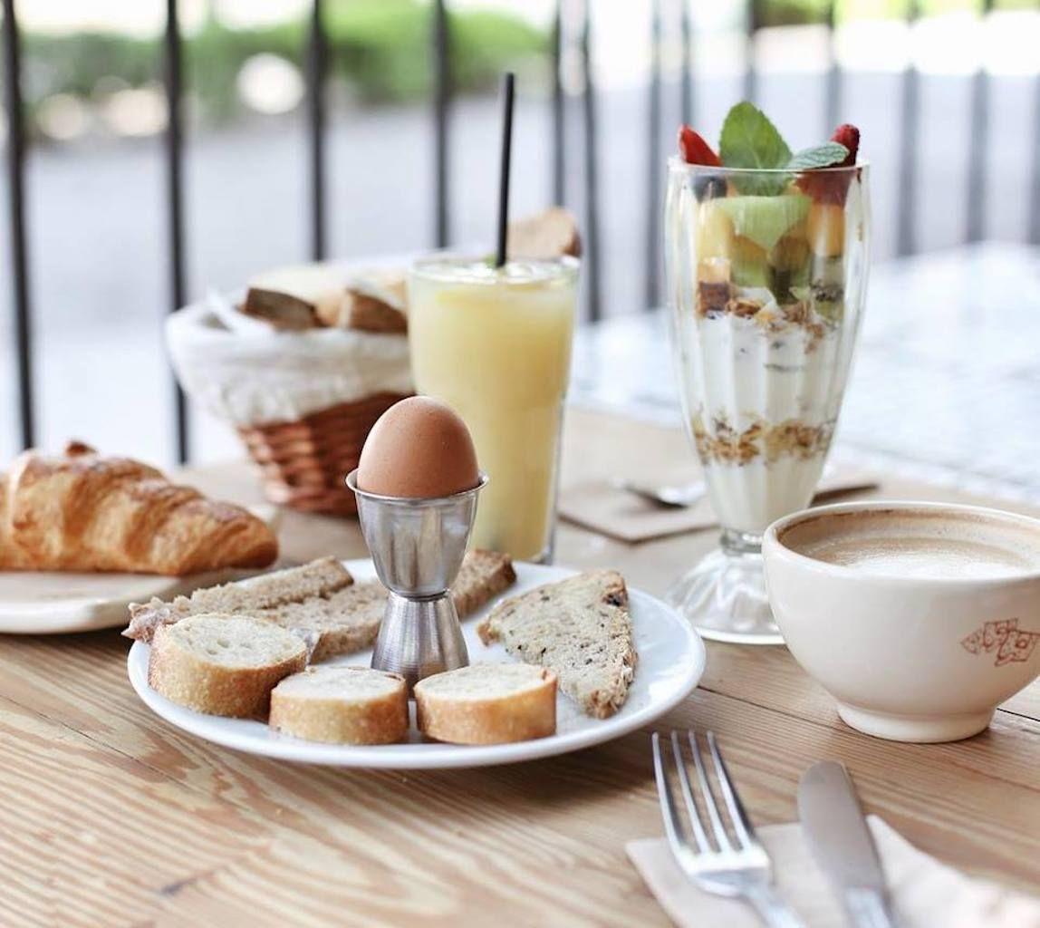 Uovo sodo e crema da colazione di Le Pain Quotidien a Buenos Aires, Argentina